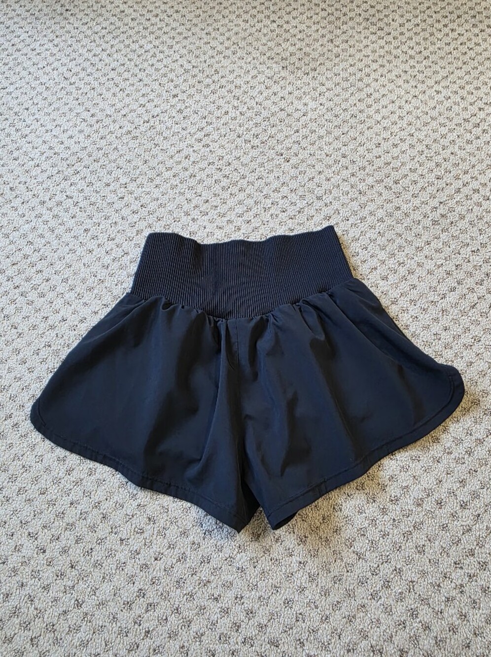 JoyLab Black High-Rise Short with Ribbed Waistband - Picture 2 of 8
